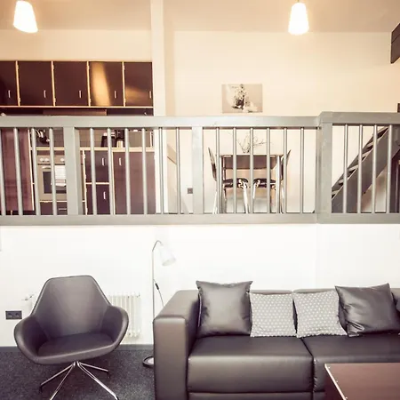 Middenmank * Glaisin